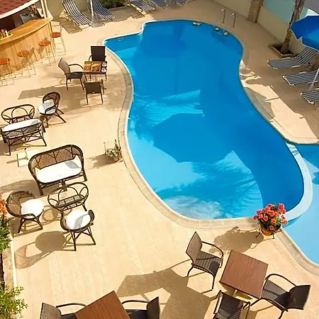 Ξενοδοχείο Theoxenia 4*